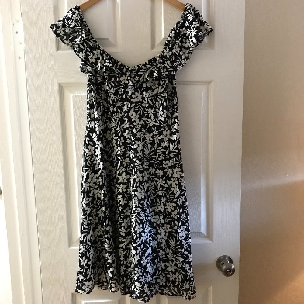 Old Navy Botanical Black & White Print Dress Size XL